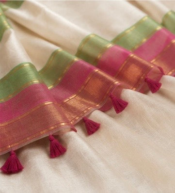 Mull cotton saree with kanchi border  white
