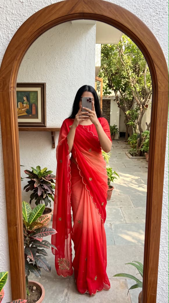 Soft georgette saree with seroski handwork ♥️ red