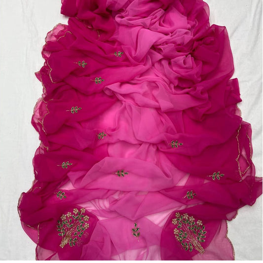 Soft georgette saree with seroski handwork 🩷 pink